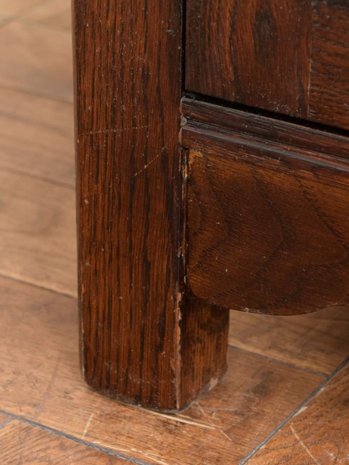 アンティーク家具の脚