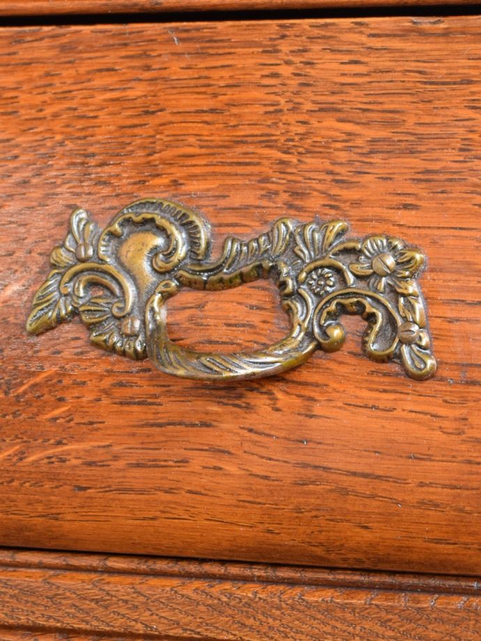 アンティークチェストの取っ手