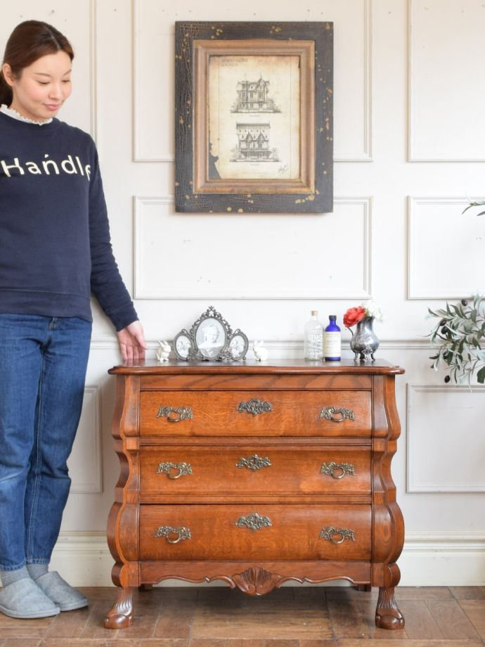 フランスのアンティークチェスト