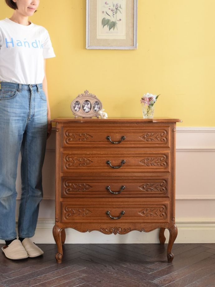 フランスのアンティークチェスト