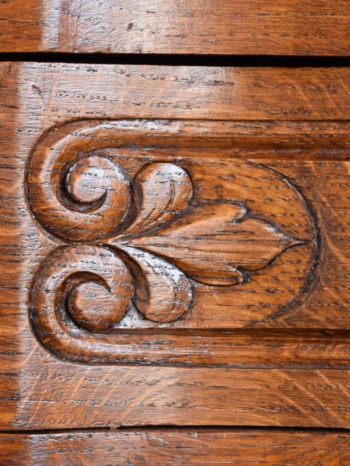 チェストの装飾