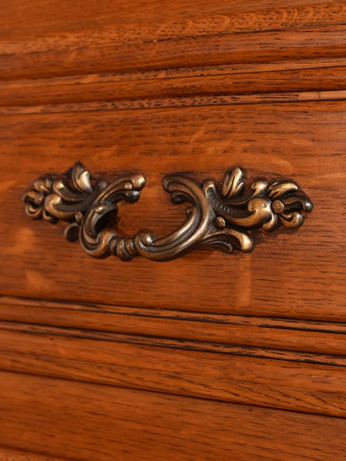 アンティークチェストの取っ手