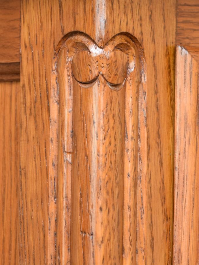 アンティークらしい彫