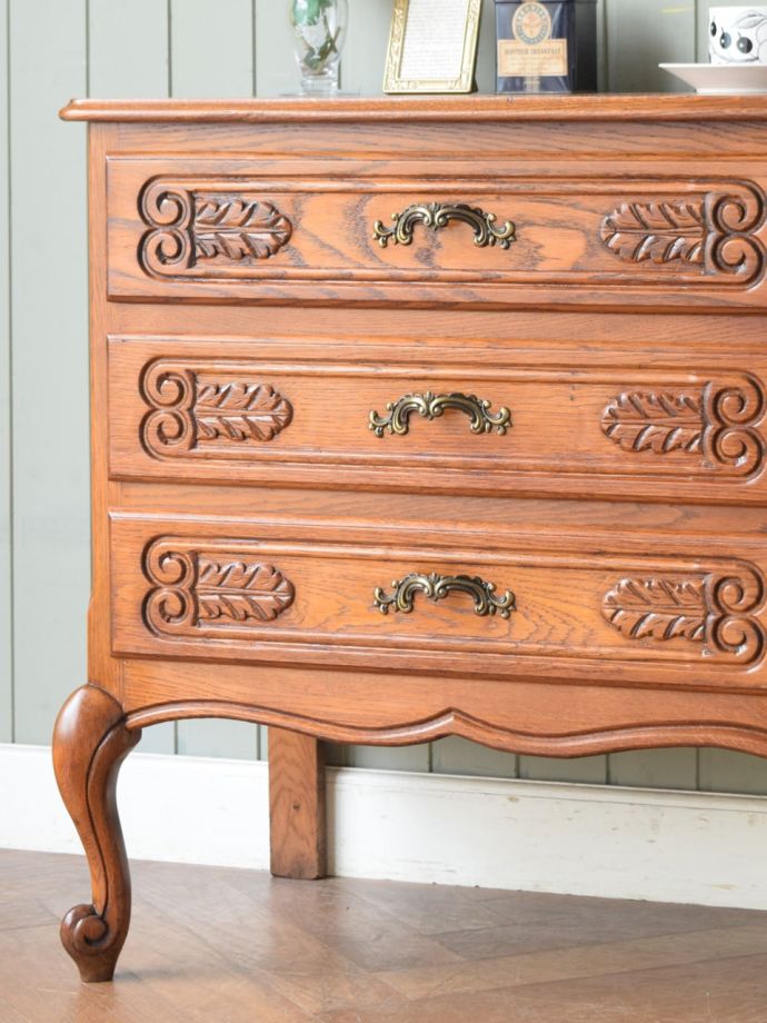 フランスのおしゃれな収納家具