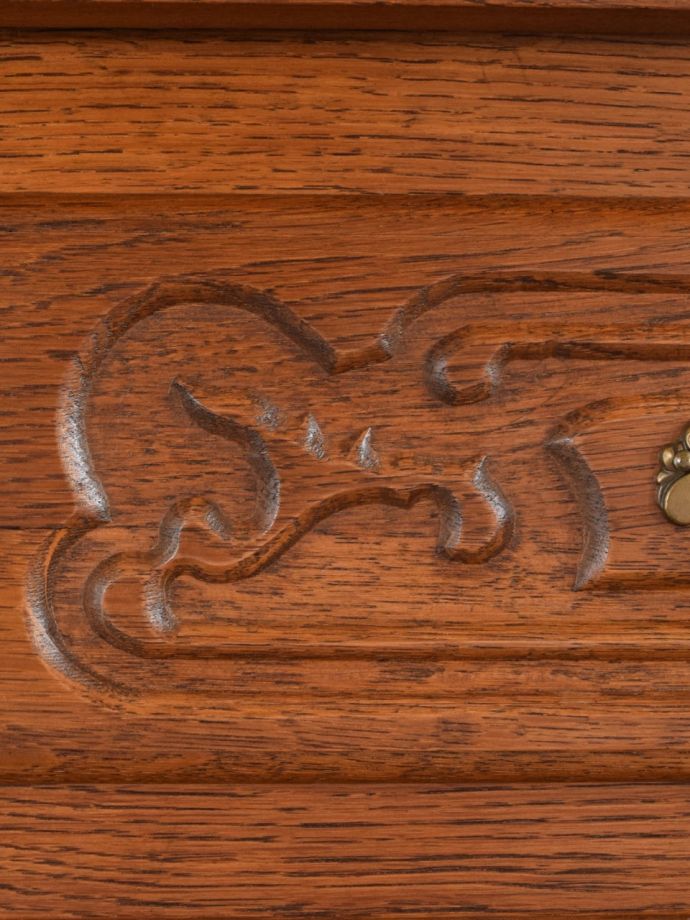 チェストの装飾