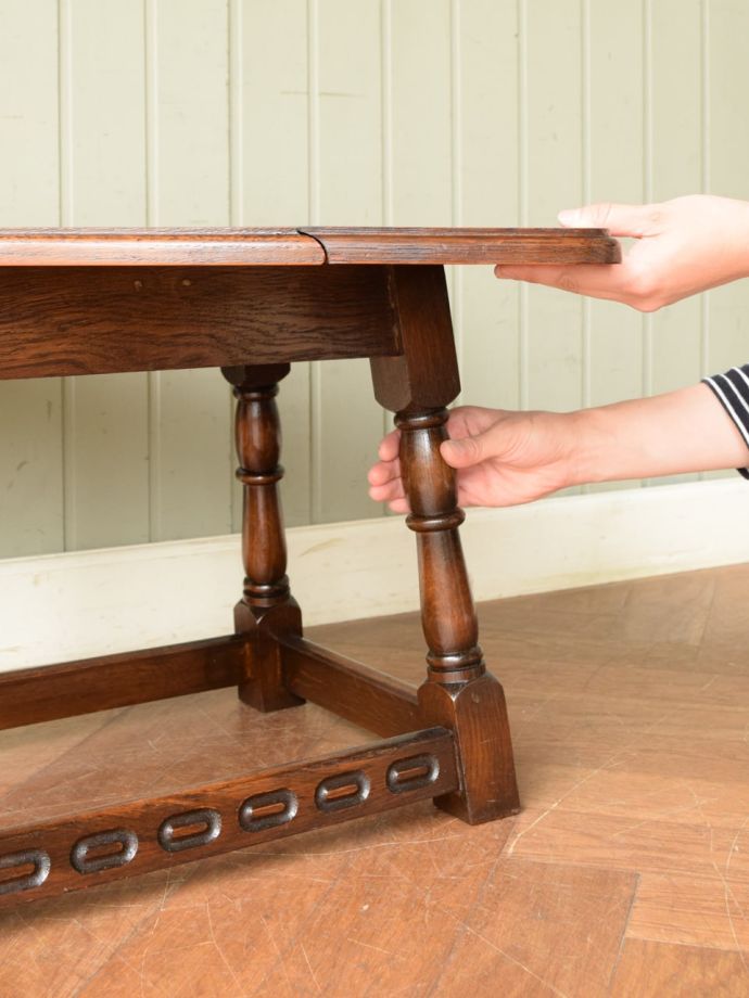 カンタンに伸び縮み出来ます。