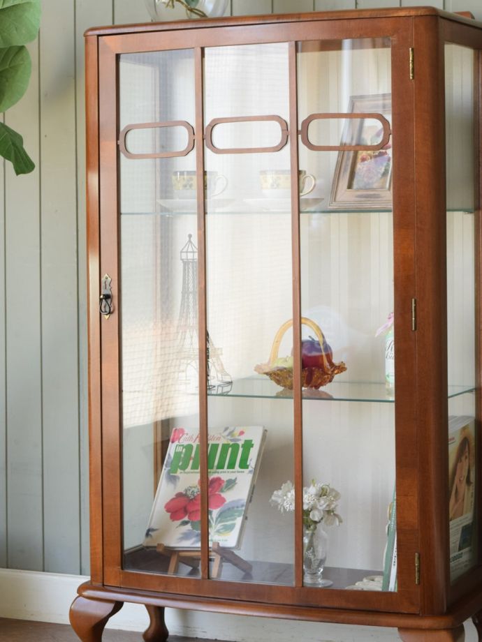 アンティークガラスの扉