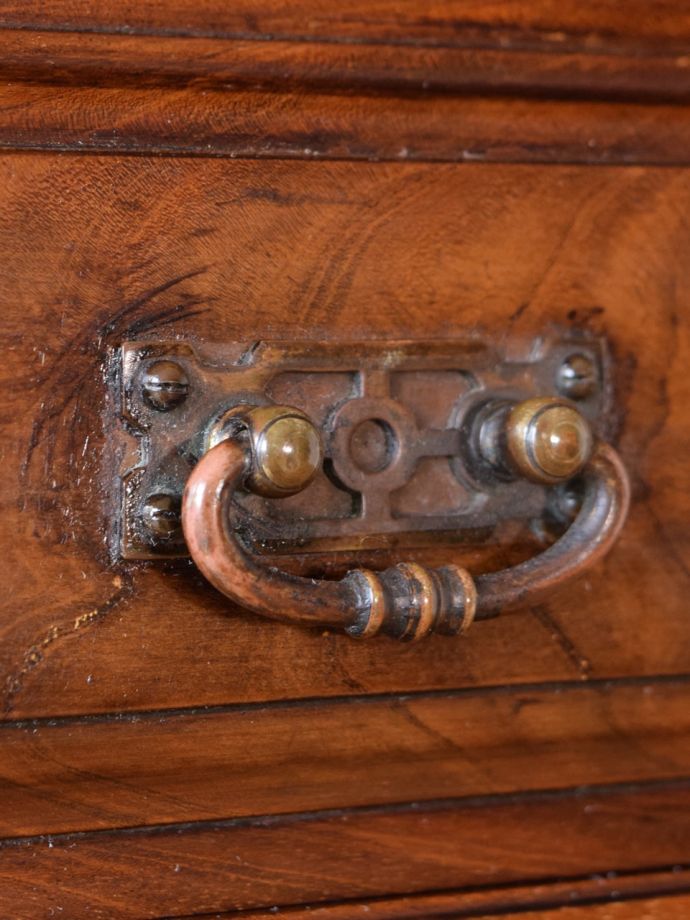 アンティーク家具の取っ手