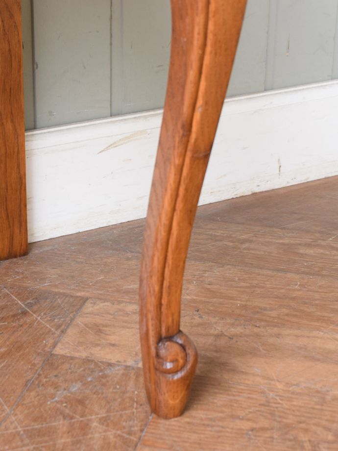 南フランスのアンティークチェスト、コンパクトサイズが可愛いベッド