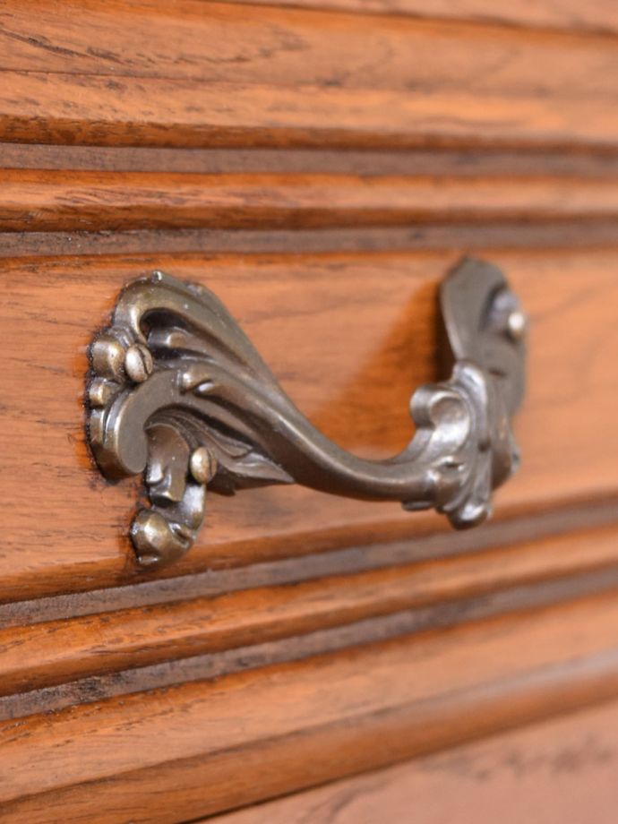 アンティークチェストの取っ手