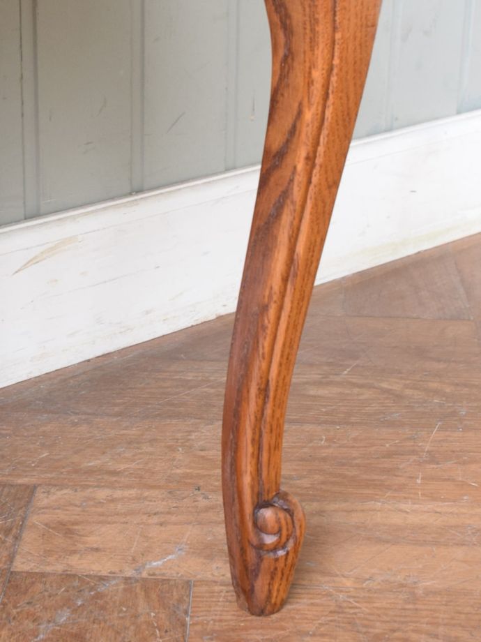 アンティーク家具の脚