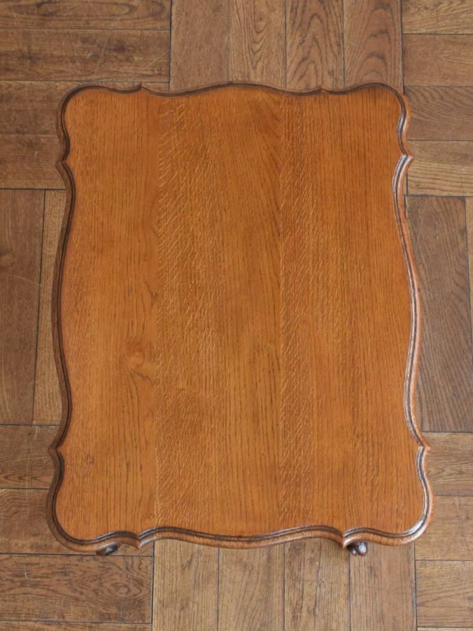 アンティークコーヒーテーブルの天板