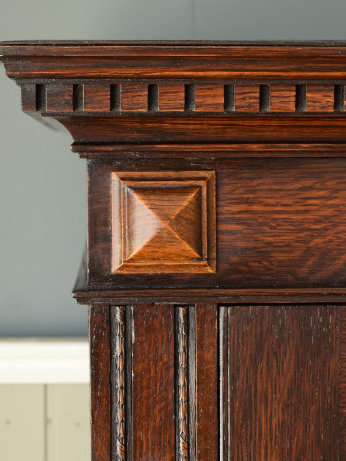 アンティークらしい装飾