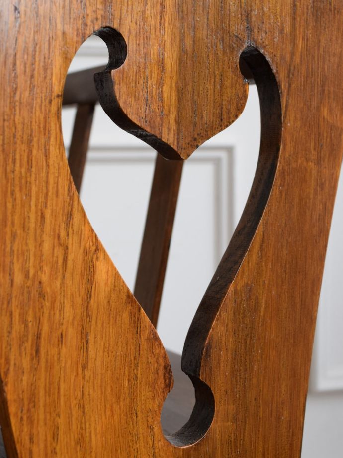 アンティークらしい彫