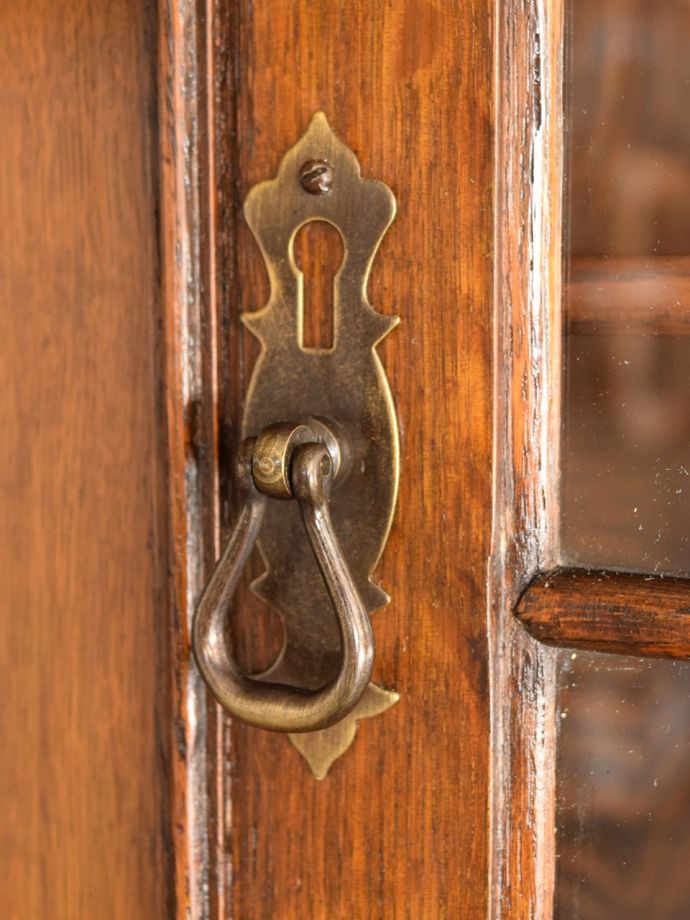 アンティーク家具の取っ手