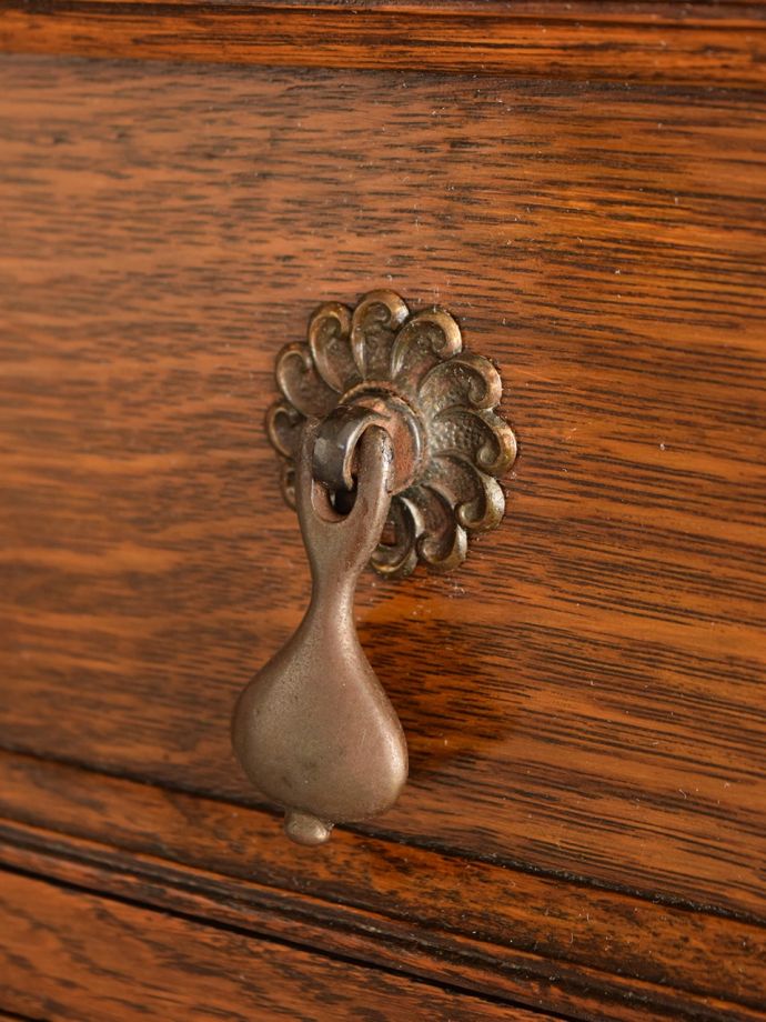 アンティークらしい取っ手