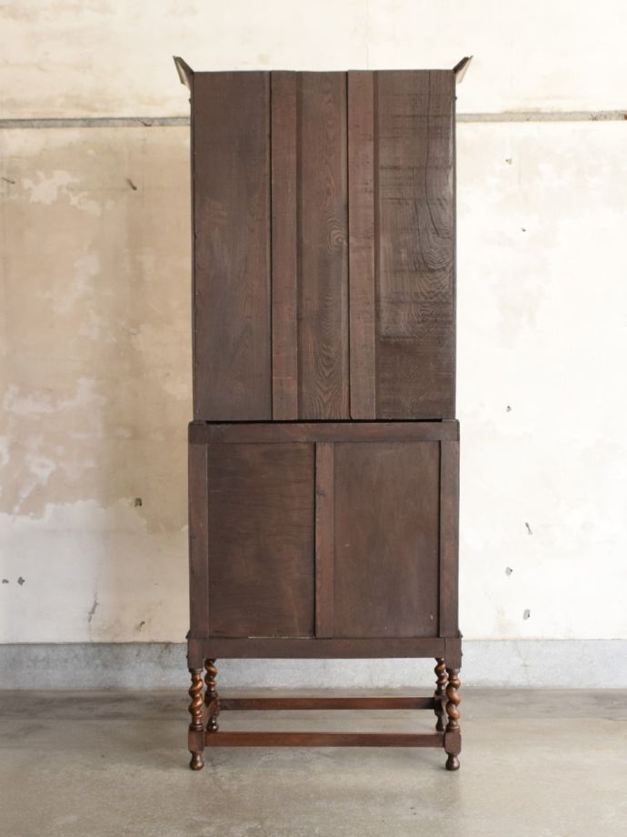 ビューローブックケースの後ろ姿