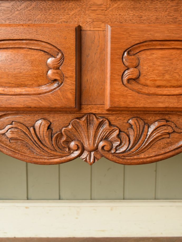 サイドボードの装飾