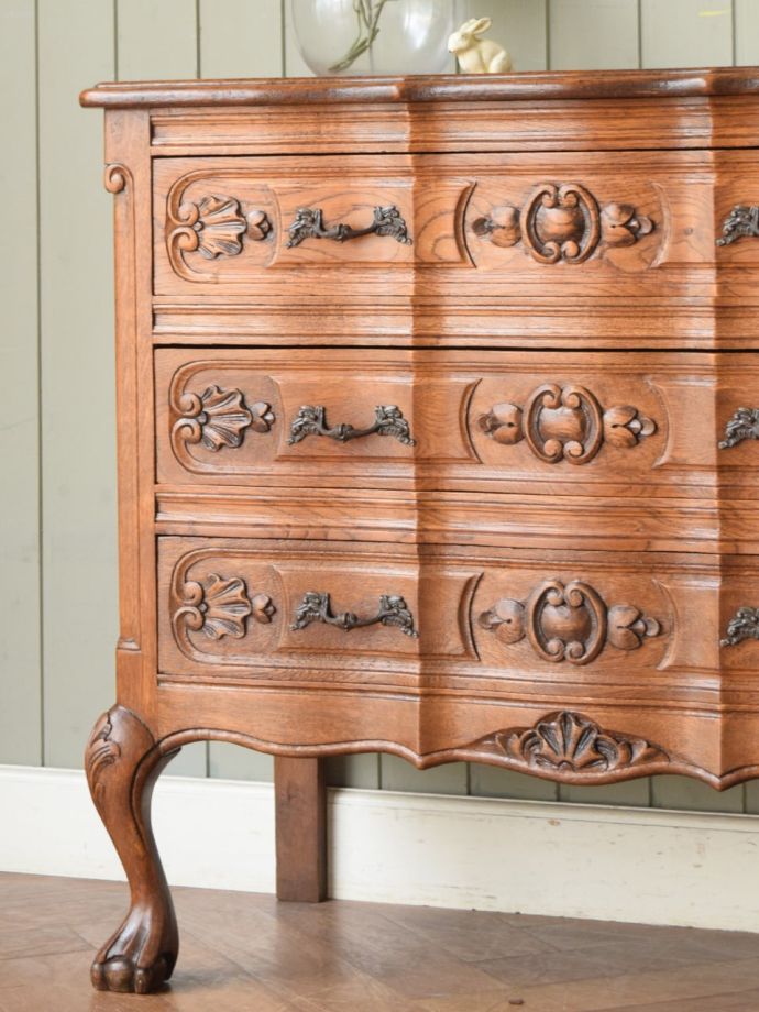 フランスのおしゃれな収納家具