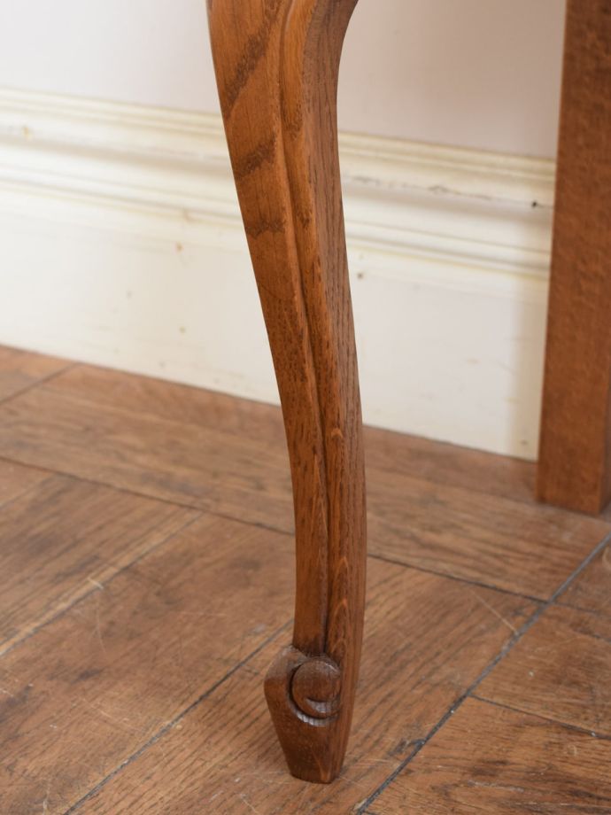 アンティーク家具の脚