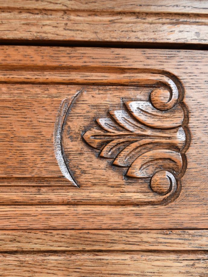 チェストの装飾