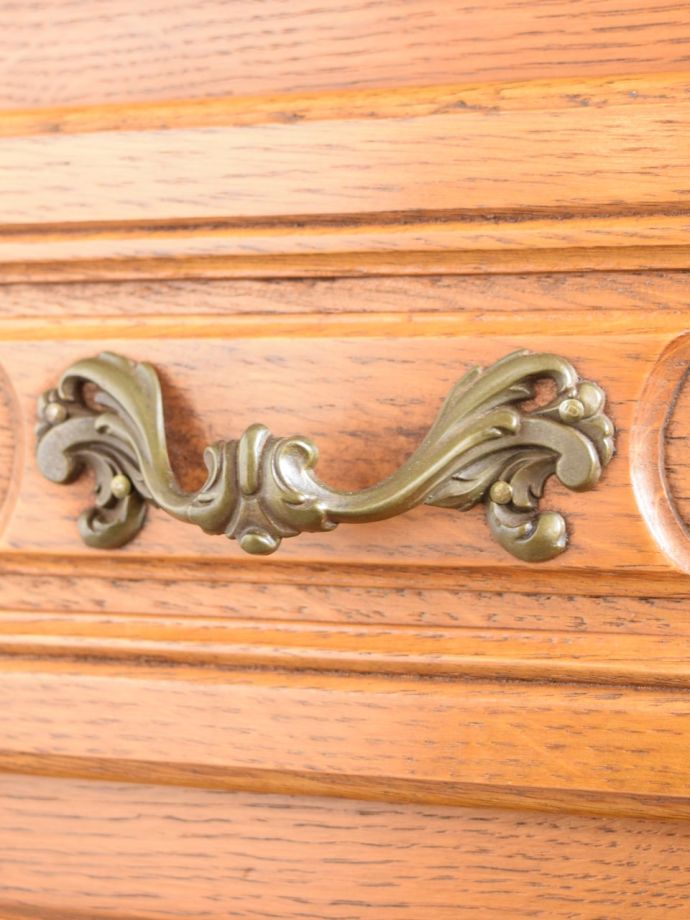 アンティークチェストの取っ手