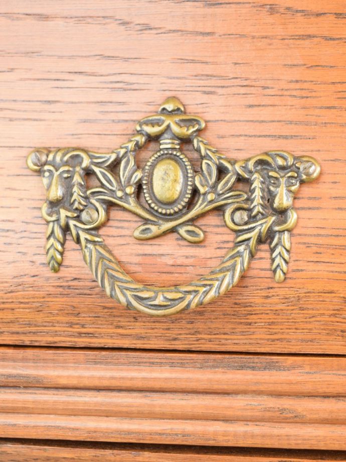 アンティークチェストの取っ手