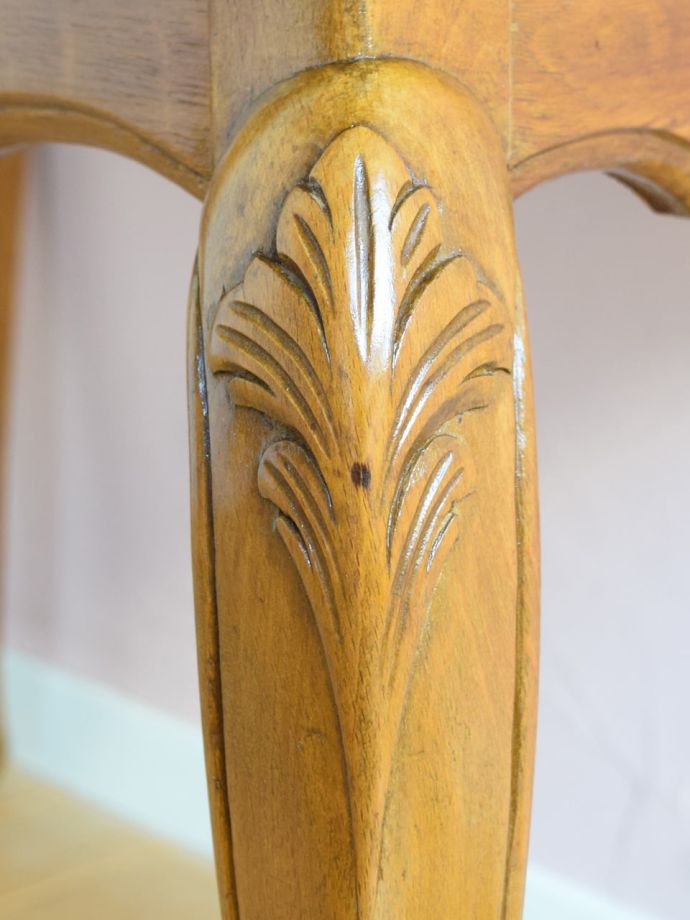 フランスらしい彫