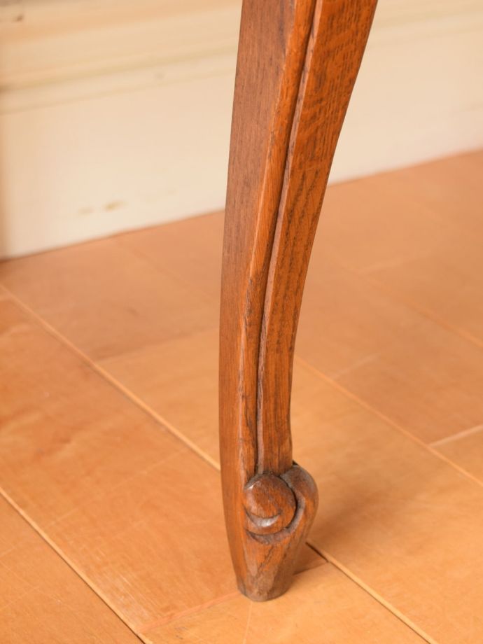 アンティーク家具の脚