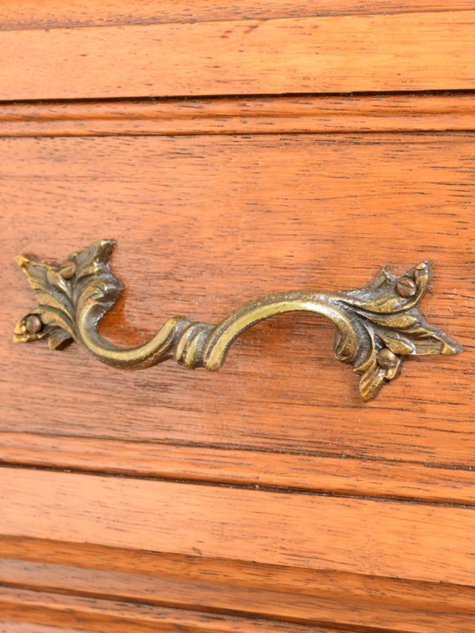 アンティーク家具の取っ手