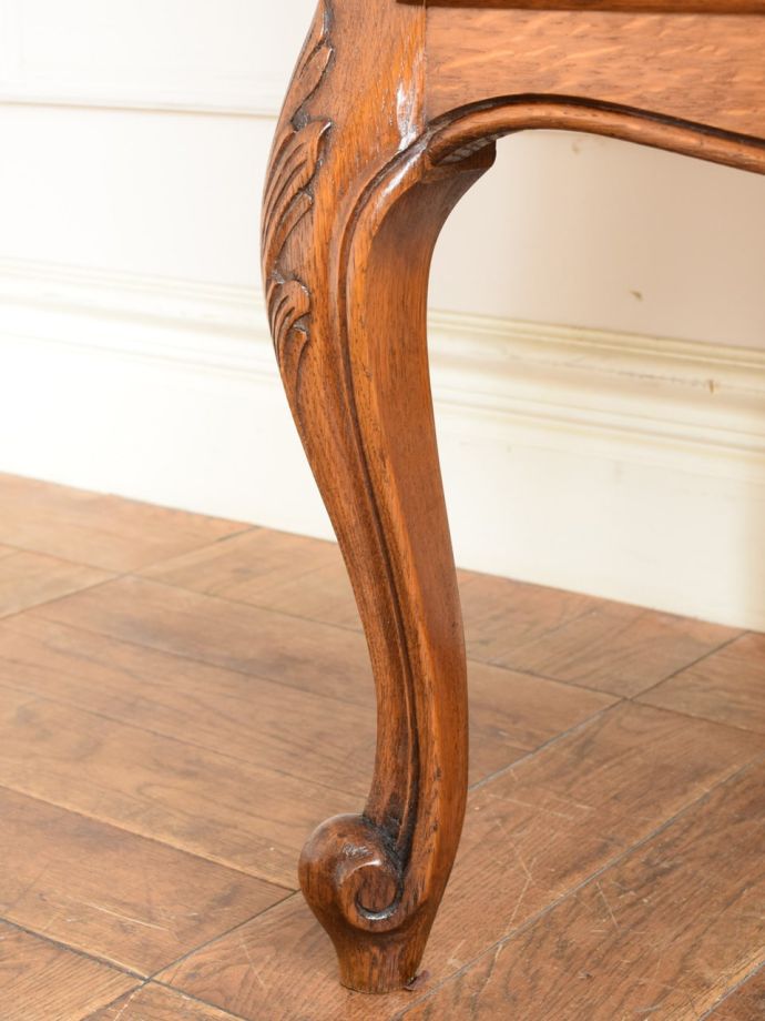 アンティーク家具の脚