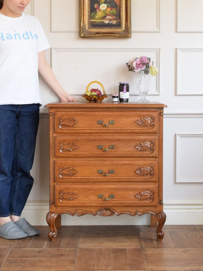 フランスのアンティークチェスト