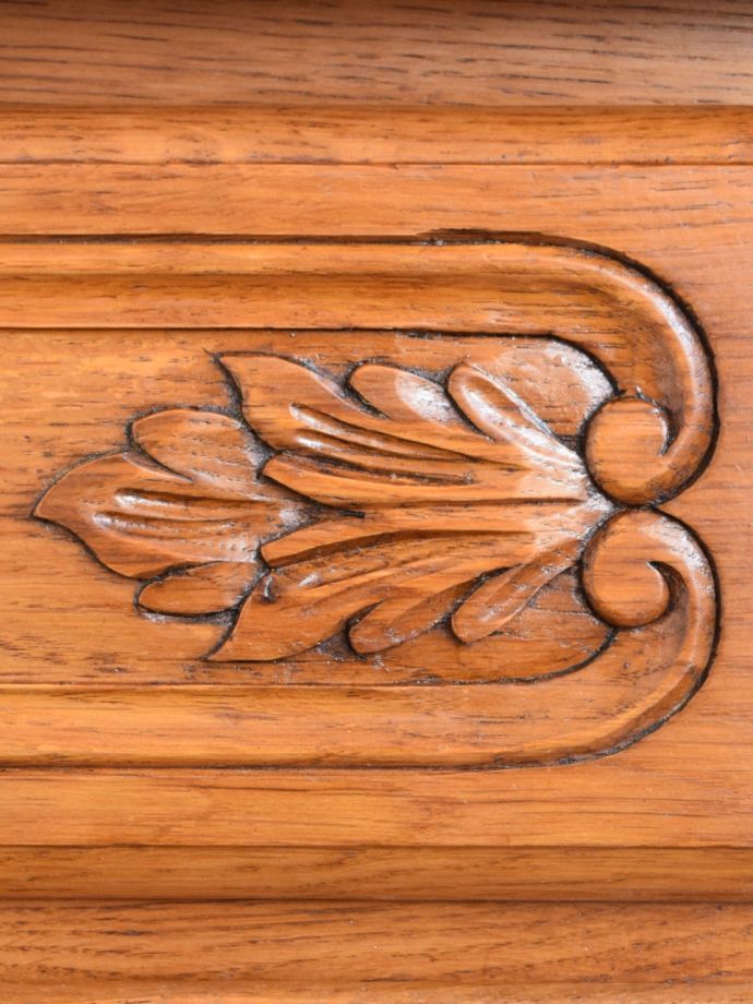 チェストの装飾