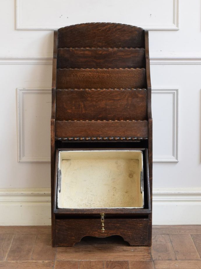 アンティークのコールボックス