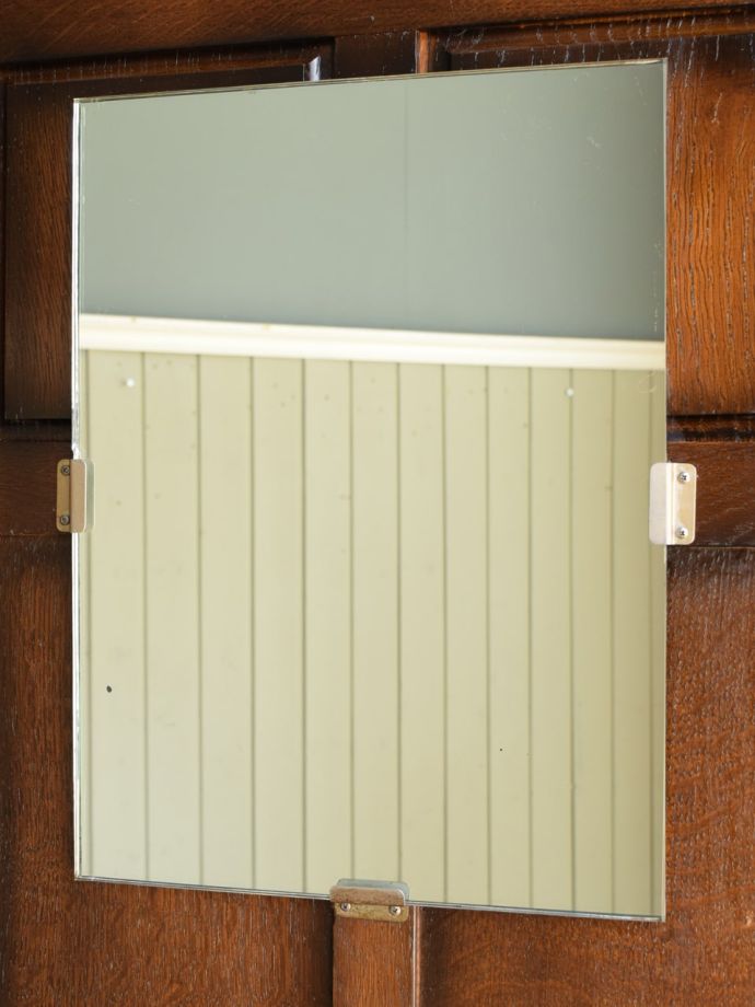 アンティーク家具のミラー