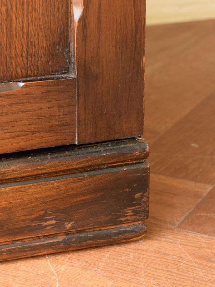 アンティーク家具の脚