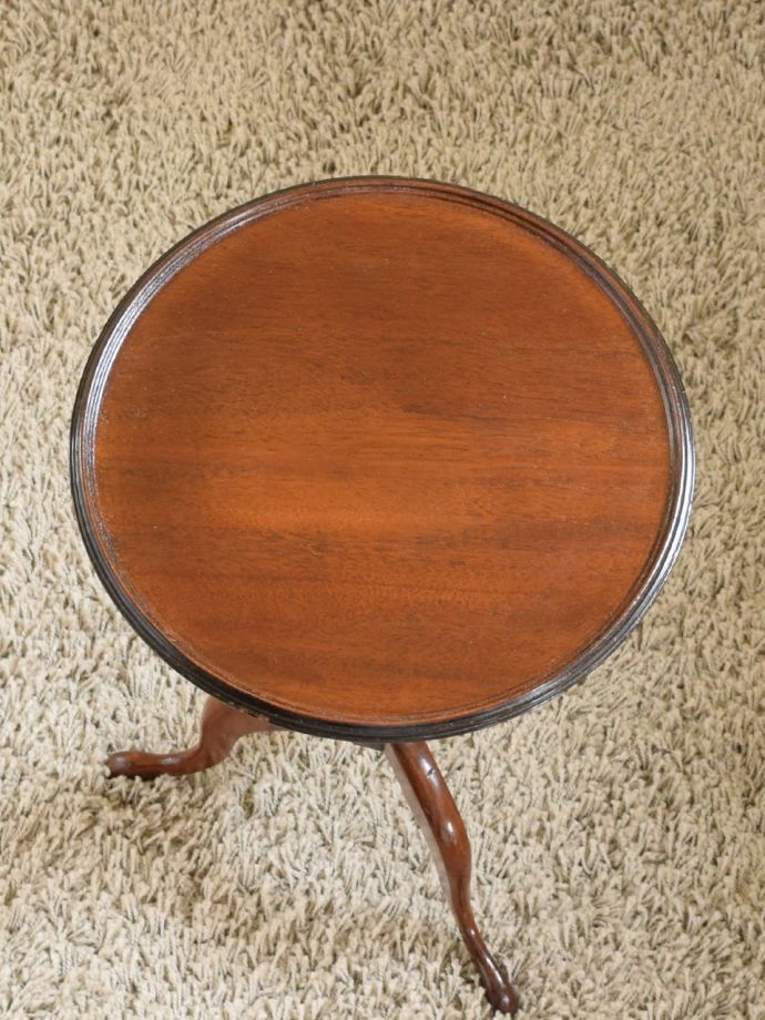 アンティークのテーブルの天板