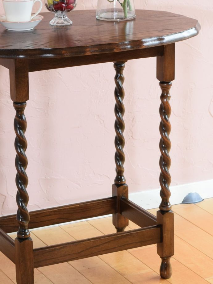 おしゃれなサイドテーブル