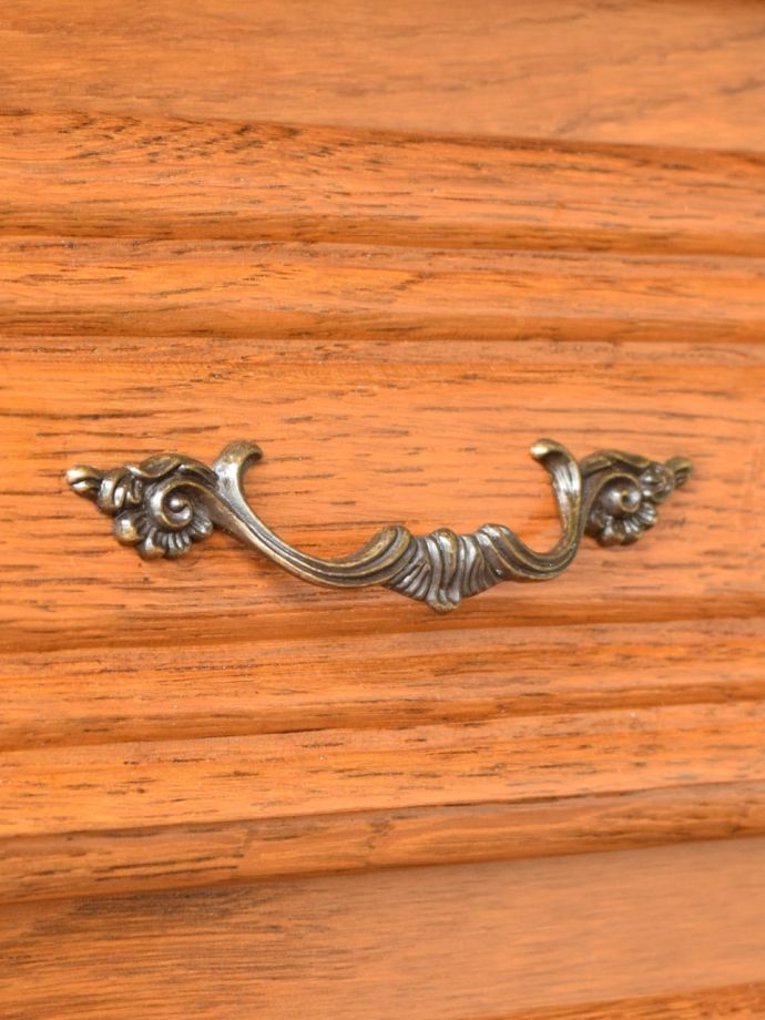 アンティークチェストの取っ手