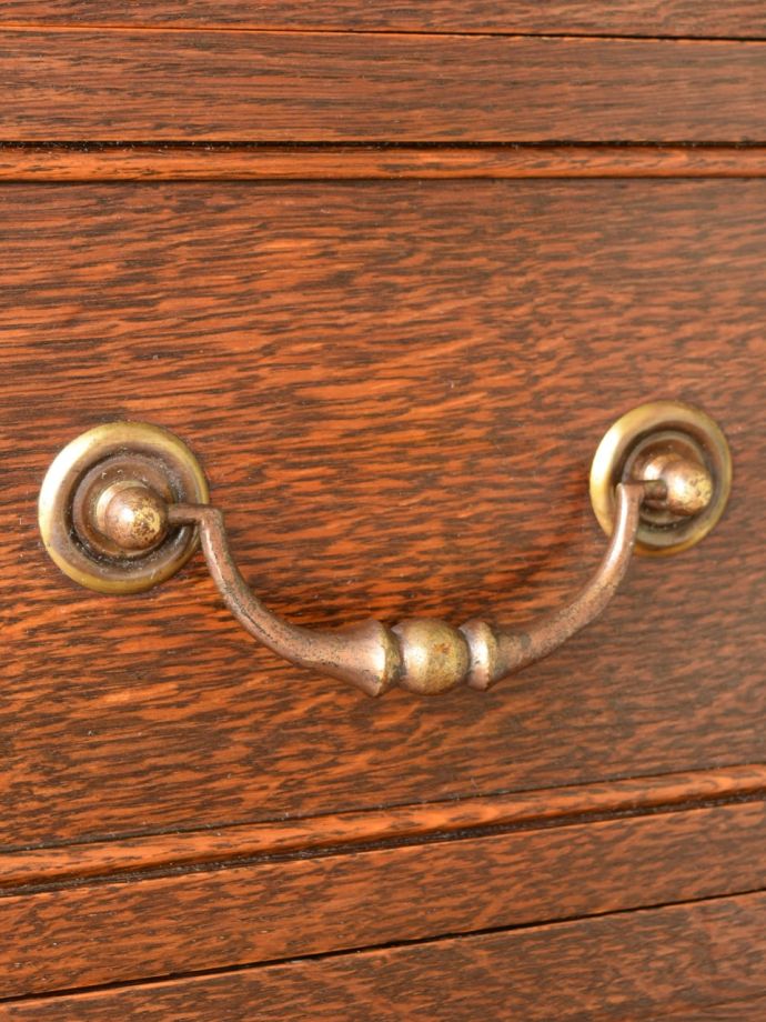 アンティークチェストの取っ手