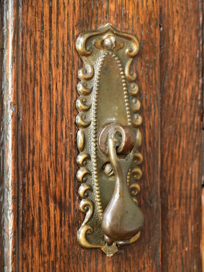 アンティーク家具の取っ手