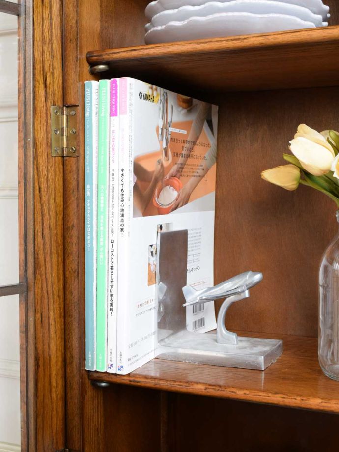 収納たっぷりのキャビネット