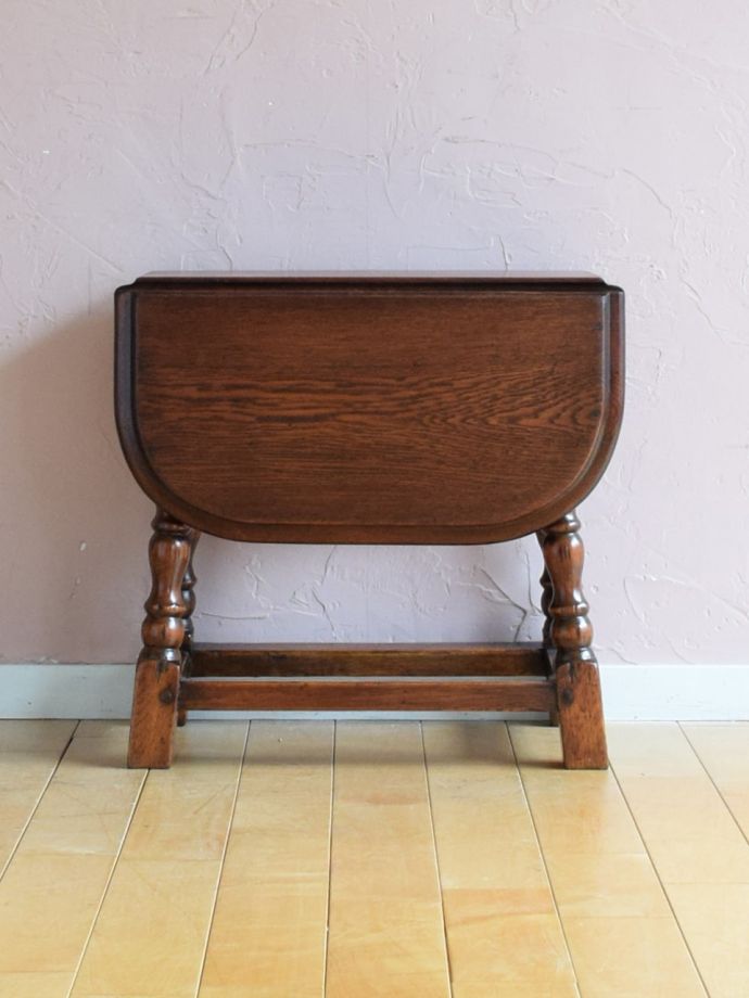 畳んだ時のバタフライテーブル