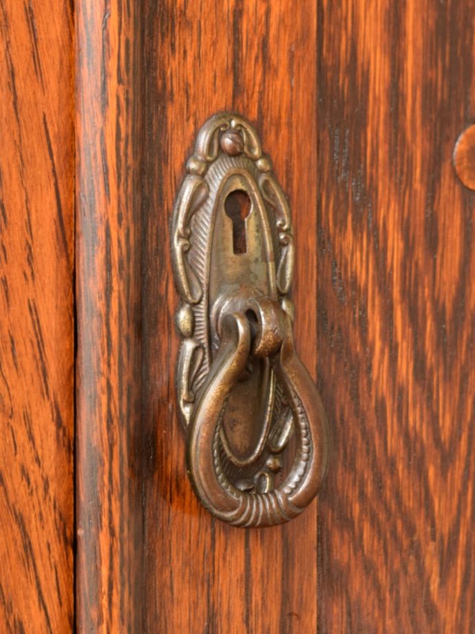アンティーク家具の取っ手