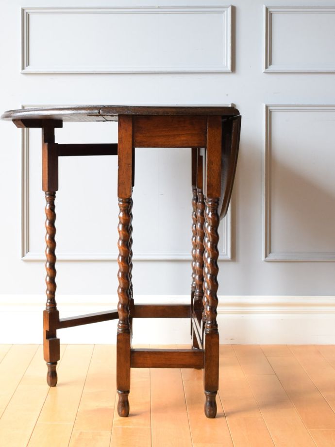 3サイズで楽しめる折り畳みテーブル