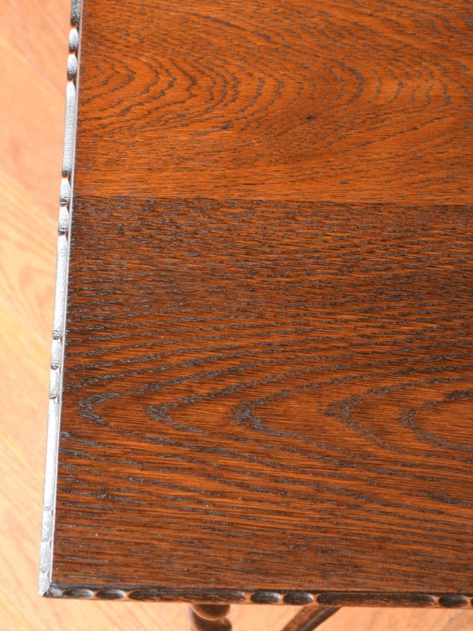 サイドテーブルの天板