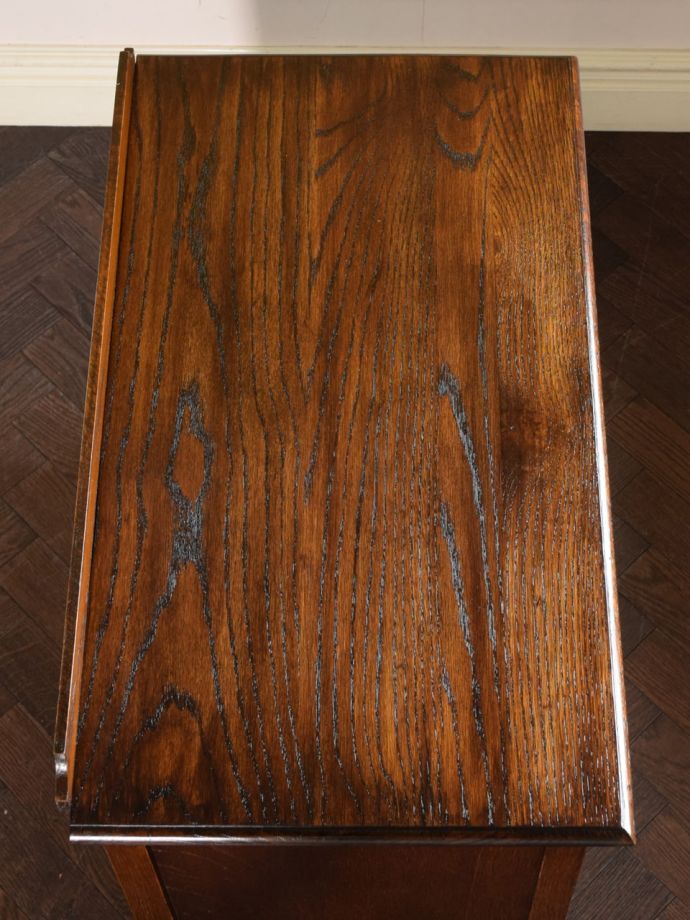 アンティークチェストの天板