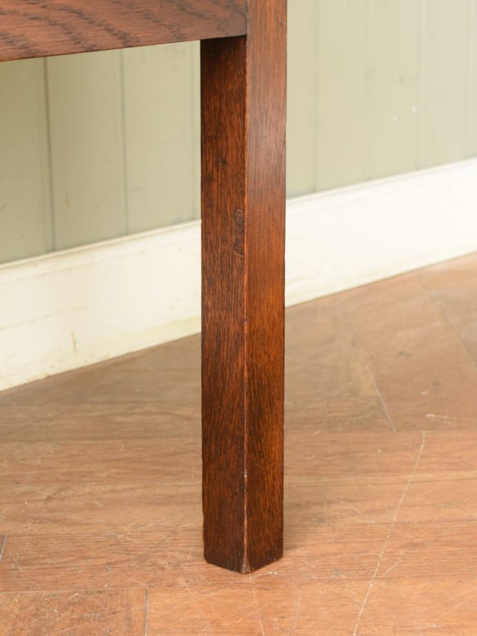 アンティーク家具の脚