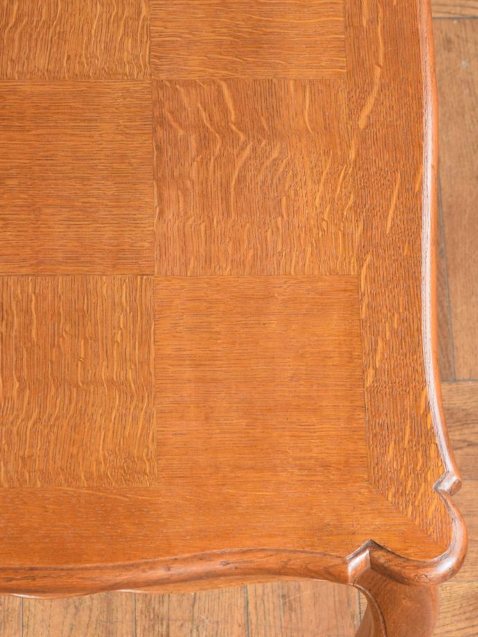 コーヒーテーブルの天板