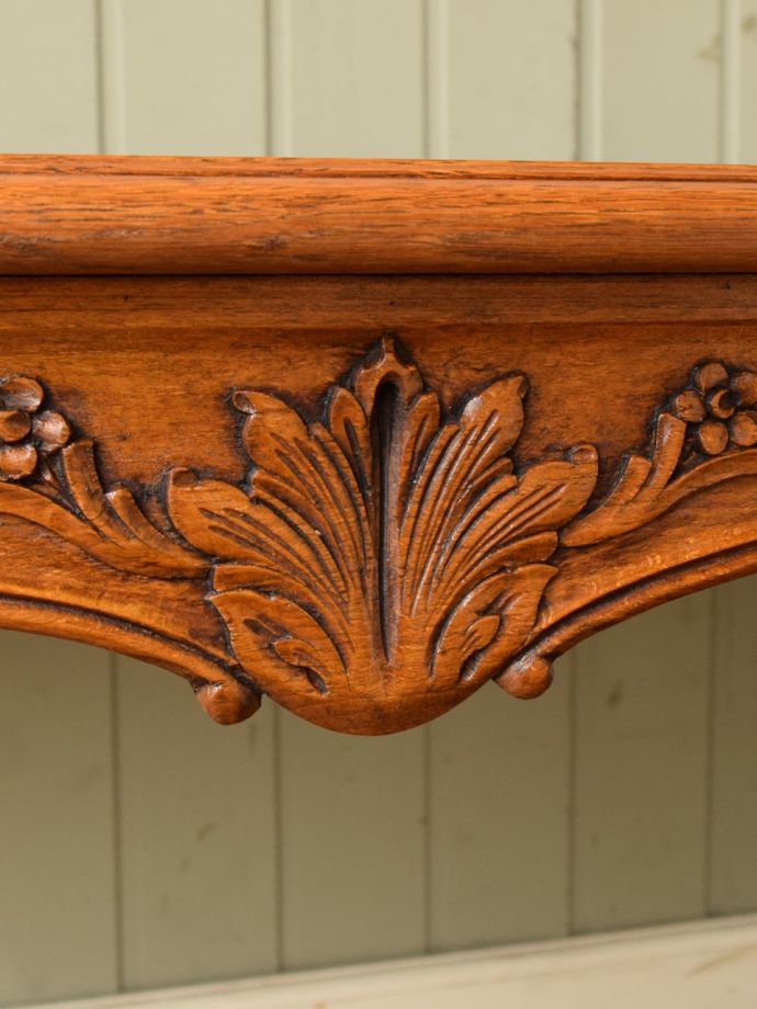 コーヒーテーブルの装飾